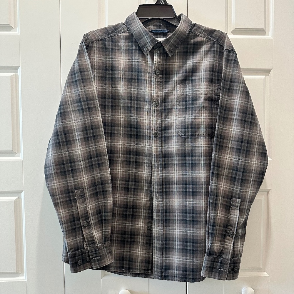 Columbia casual Botton-Down cotton shirt men's size medium